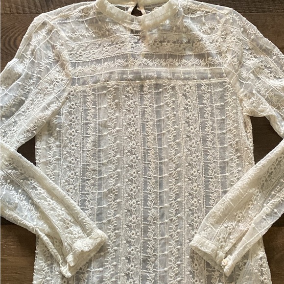 Lace layering top cream - Picture 3 of 4